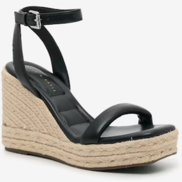 Kelly and Katie Wister Wedge Sandal - Picture 4 of 9